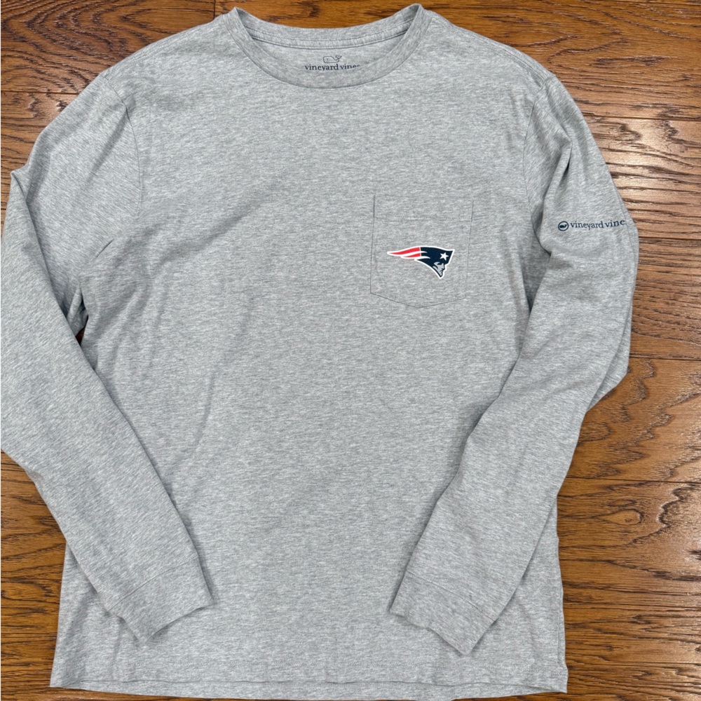 Men’s Vineyard Vines Longsleeve New England Patriots shirt